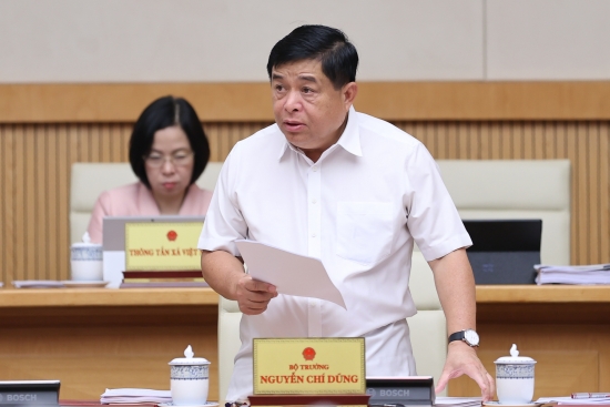 Bộ trưởng Nguyễn Chí Dũng: "Nền kinh tế dần lấy lại đà tăng trưởng"