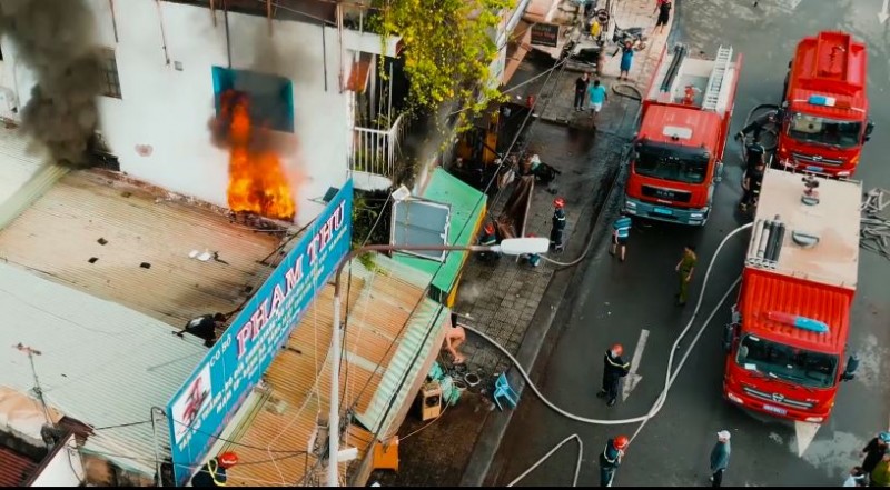 Đồng Nai: Bà hỏa thiêu rụi cửa hàng phụ tùng ô tô