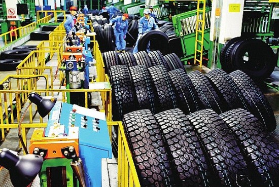 Bình Phước: Trao giấy chứng nhận đầu tư dự án sản xuất lốp xe 500 triệu USD
