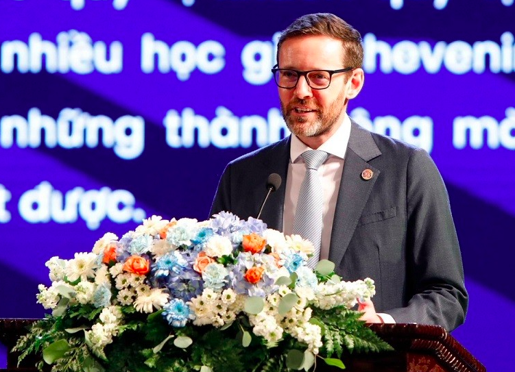 Đại sứ Anh và Bắc Ireland tại Việt Nam Iain Frew 