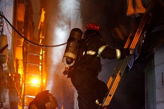 Thủ tướng Chính phủ chỉ đạo "khẩn" khắc phục hậu quả vụ cháy chung cư mini Khương Hạ
