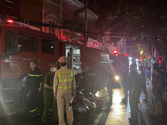 Công an Hà Nội thông tin ban đầu vụ cháy chung cư mini ở Khương Đình