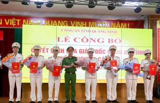 Thiếu tướng Đinh Văn Nơi điều động, bổ nhiệm lãnh đạo 11 đơn vị nghiệp vụ