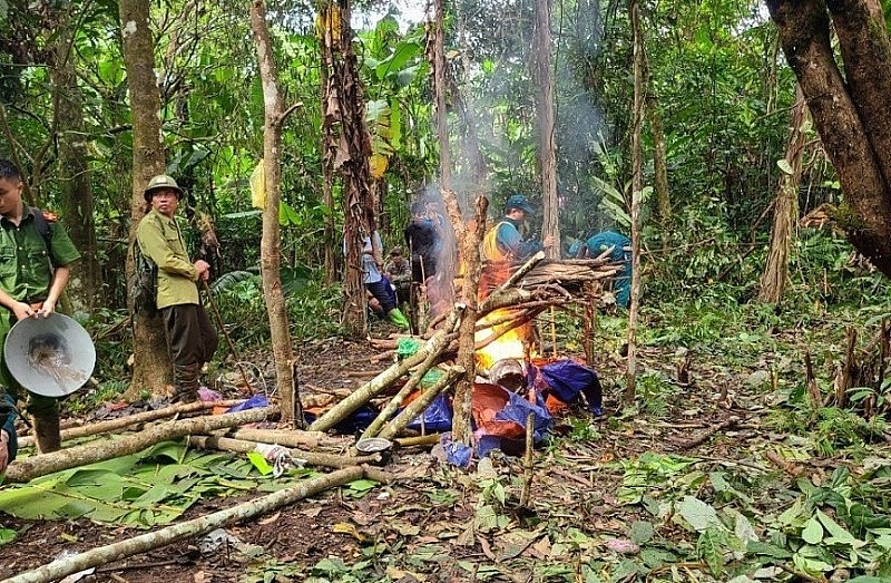 Thanh Hóa: Phát hiện hầm khai thác vàng trái phép sâu hun hút trong rừng đặc dụng