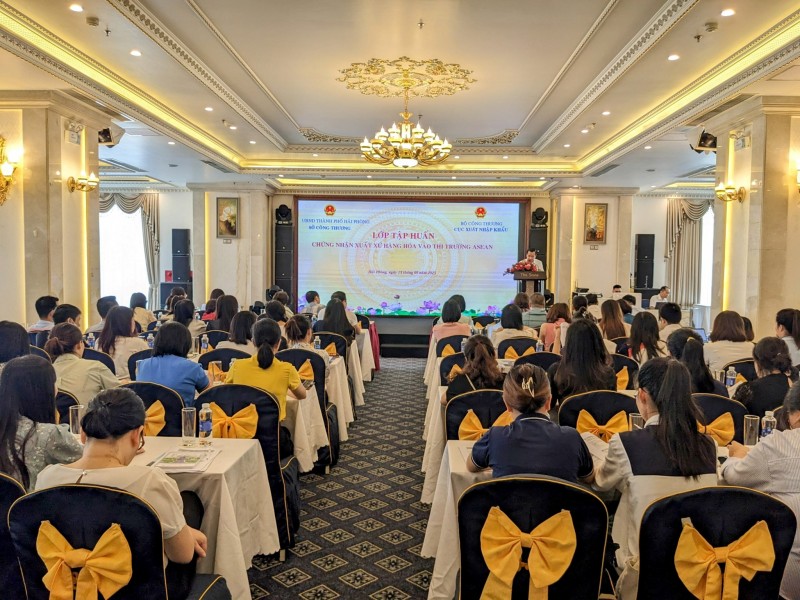 Hải Phòng: Gần 200 doanh nghiệp tham gia tập huấn chứng nhận xuất xứ hàng hóa vào thị trường ASEAN