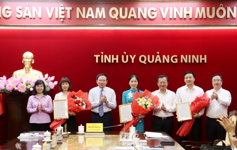 Quảng Ninh bổ nhiệm 3 Phó giám đốc sở thông qua thi tuyển