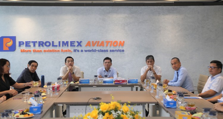 Petrolimex Aviation chính thức nhận Chứng nhận Hệ thống Quản lý chất lượng theo tiêu chuẩn ISO 9001:2015