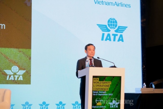 Việt Nam khẳng định an toàn hàng không tại Hội nghị An toàn và Khai thác hàng không thế giới