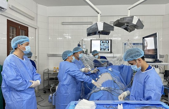 Hải Phòng: Bệnh viện Hữu nghị Việt Tiệp thực hiện thành công ca ghép thận thứ 3 cùng huyết thống