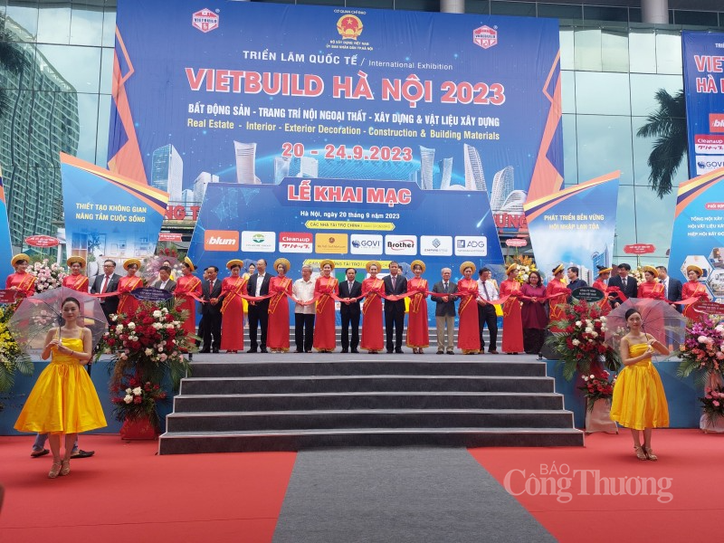 Thứ trưởng Đỗ Thắng Hải dự Khai mạc Triển lãm VIETBUILD Hà Nội 2023 lần thứ 2