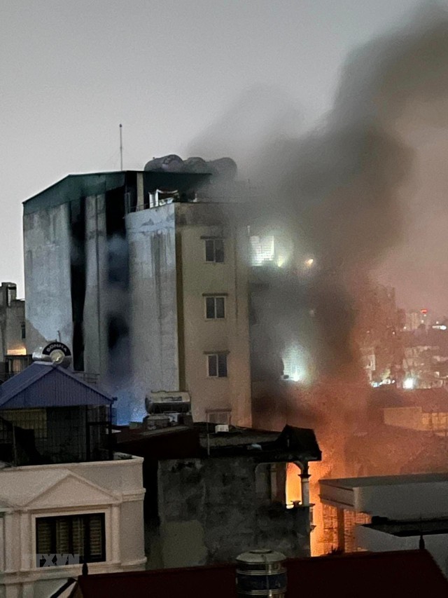 Hà Nội: Thông qua 7 nhóm chính sách hỗ trợ cho các nạn nhân sau vụ cháy chung cư mini