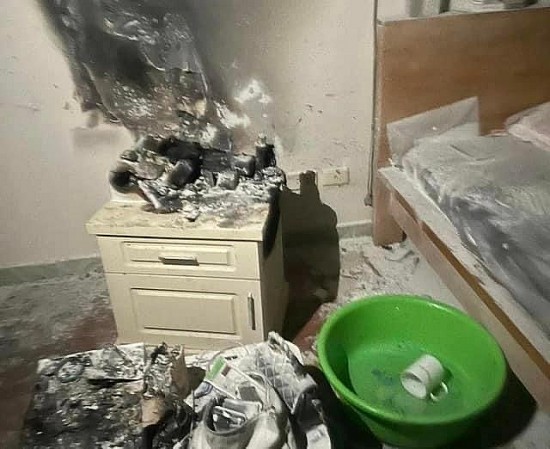 Hà Nội: Chủ nhà đi vắng, pin dự phòng phát nổ gây hỏa hoạn
