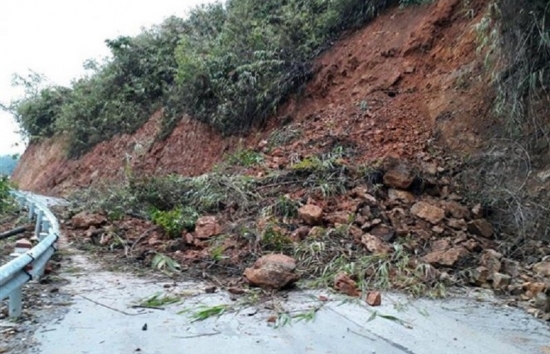 Cảnh báo khu vực Thanh Hóa có khả năng xảy ra mưa lớn diện rộng, đề phòng gió lốc, mưa đá
