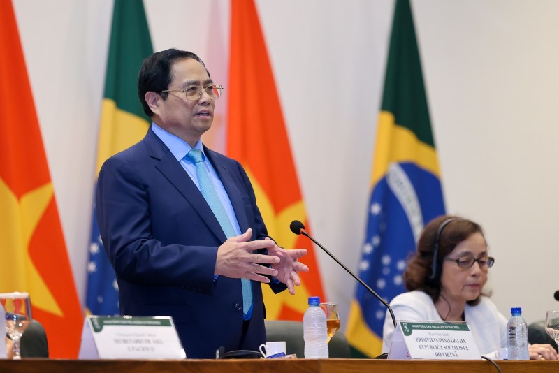 Dành nhiều thời gian phân tích về những nét tương đồng và quan hệ Việt Nam – Brazil, Thủ tướng cho rằng, nằm ở hai bán cầu, nhưng Việt Nam và Brazil có quan hệ gắn bó mật thiết, chia sẻ nhiều điểm tương đồng - Ảnh: VGP