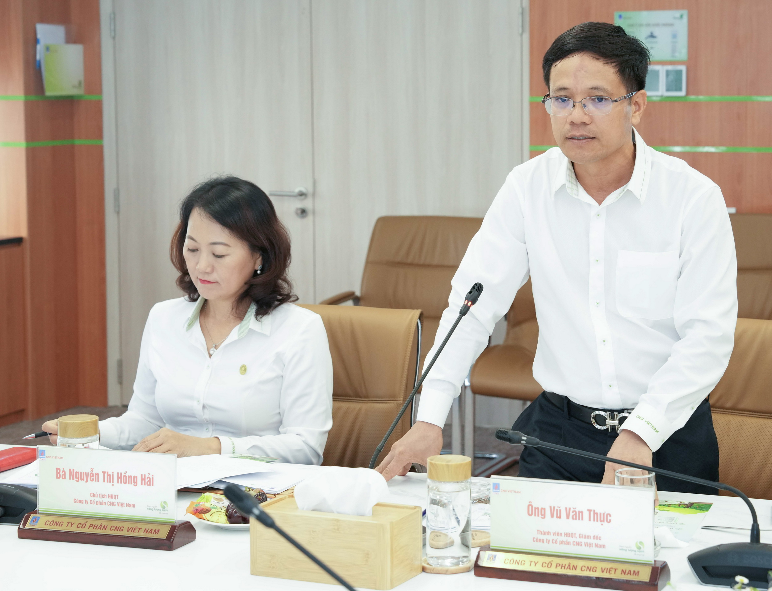 Tổng giám đốc Tổng công ty Khí Việt Nam thăm và làm việc tại Công ty cổ phần CNG Việt Nam