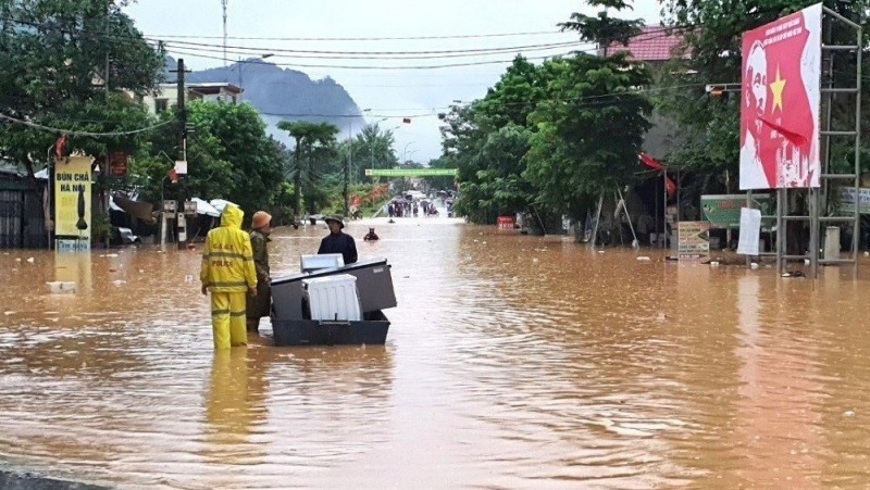 Thủ tướng Chính phủ chỉ đạo khẩn công tác phòng chống thiên tai, lũ lụt tại các tỉnh miền trung