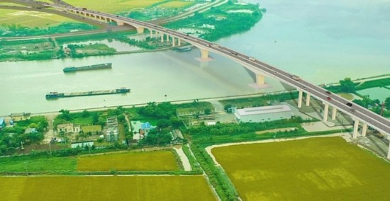 Cầu vượt sông Đáy nối Nam Định - Ninh Bình tổng mức đầu tư 1.450 tỷ đồng được triển khai thi công