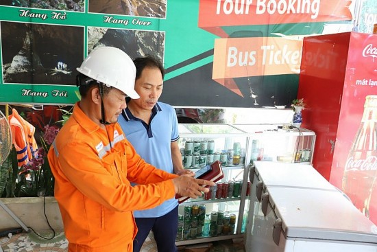 Thay đổi ngày ghi chỉ số công tơ vào cuối tháng cho 160 ngàn khách hàng tại Quảng Bình
