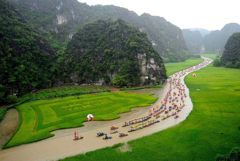 Ninh Bình: Chỉ số công nghiệp tiếp tục giảm, dịch vụ du lịch phát triển