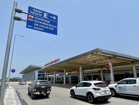 Tổng công ty Cảng hàng không Việt Nam đề nghị thu phí không dừng tại các sân bay