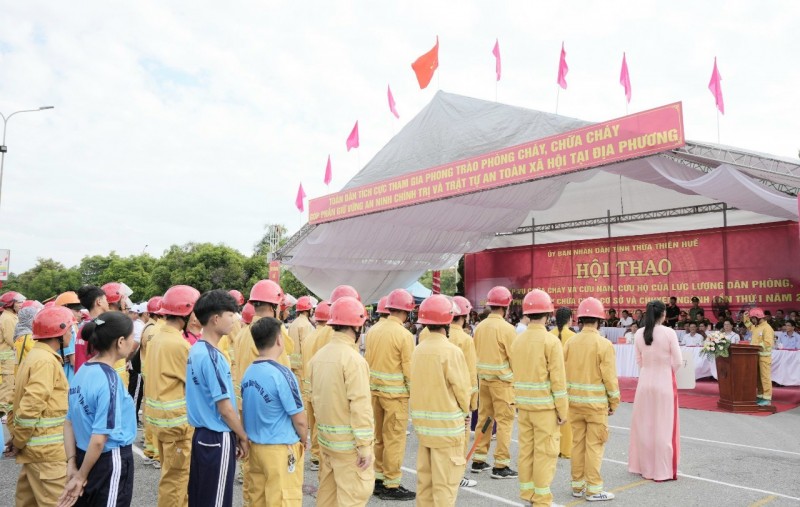 Thừa Thiên Huế: Gần 300 vận động viên tham gia hội thao nghiệp vụ chữa cháy, cứu nạn, cứu hộ