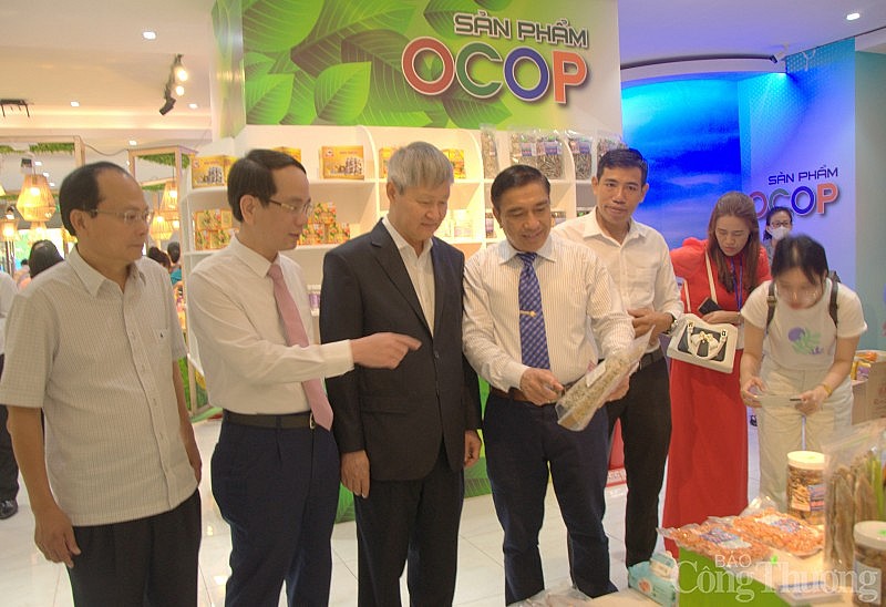 Khai mạc Tuần lễ giới thiệu các sản phẩm OCOP, đặc sản Quảng Bình tại TP. Hồ Chí Minh