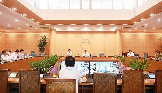Chủ tịch Hà Nội Trần Sỹ Thanh chủ trì họp tháo gỡ khó khăn, vướng mắc cho doanh nghiệp