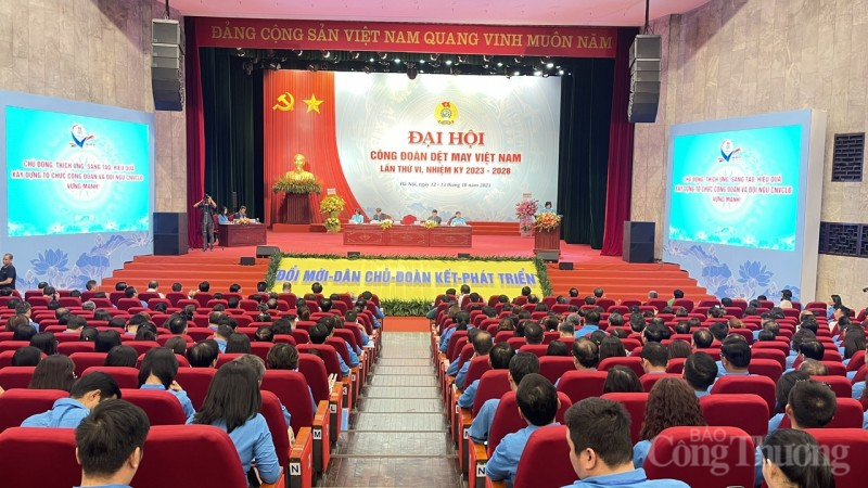Công đoàn Dệt may Việt Nam: Xuất sắc vượt qua nhiệm kỳ đầy sóng gió