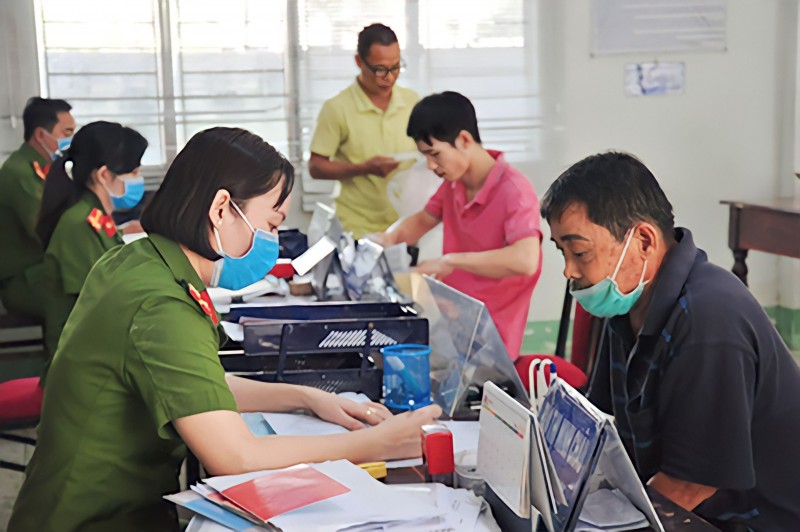 TP. Hồ Chí Minh: Hơn 225.680 nhân khẩu có nguy cơ bị xóa đăng ký thường trú