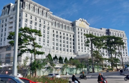 Lâm Đồng: Khách sạn lớn nhất Đà Lạt xây dựng “nhầm” diện tích sàn gần 4.500m2