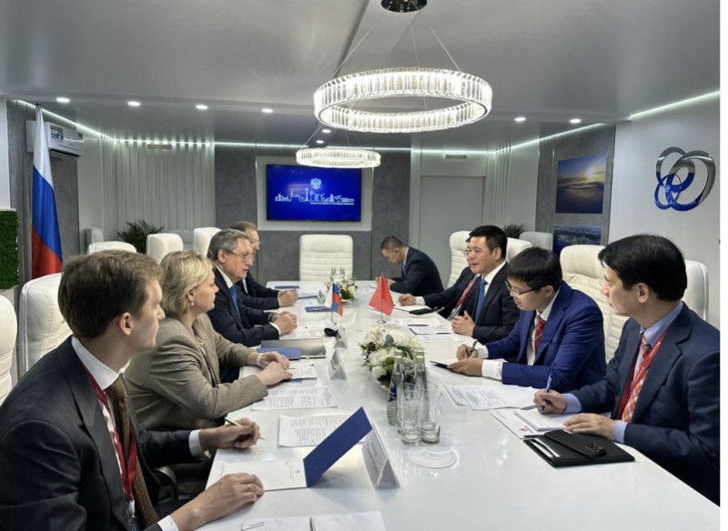 Bộ trưởng Bộ Công Thương dự Diễn đàn quốc tế lần thứ VI “Tuần lễ Năng lượng Nga”