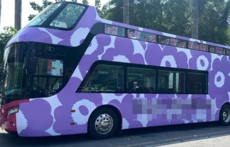 Hà Nội: Tài xế xe buýt dán quảng cáo sai phép bị phạt 3,5 triệu đồng