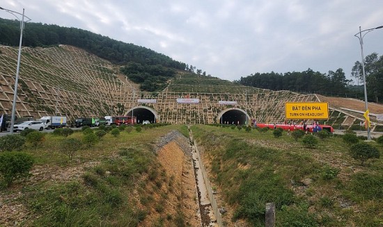 Khánh thành hai dự án thành phần cao tốc Bắc - Nam