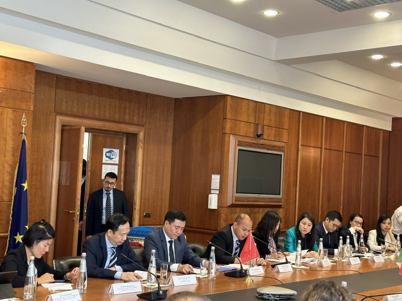 Bộ Công Thương Việt Nam và Bộ Ngoại giao & Hợp tác quốc tế Italia tổ chức Khóa họp lần thứ VIII Ủy ban hỗn hợp về hợp tác kinh tế tại Rome