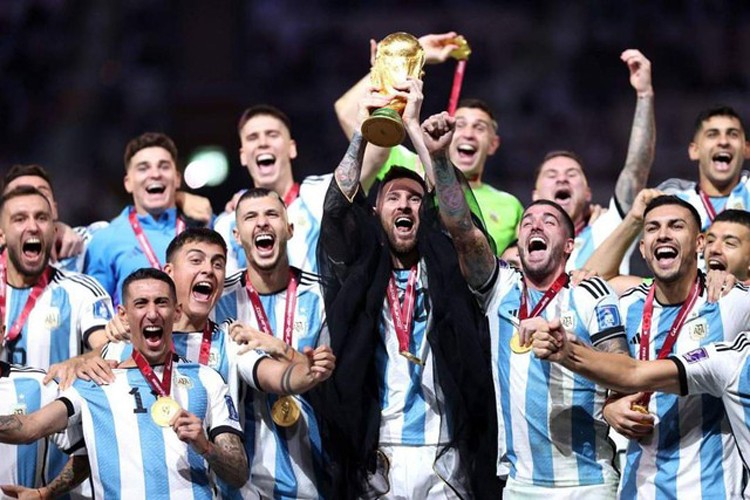 Papu Gomez cấm vì doping, liệu Messi và đồng đội có bị tước World Cup?