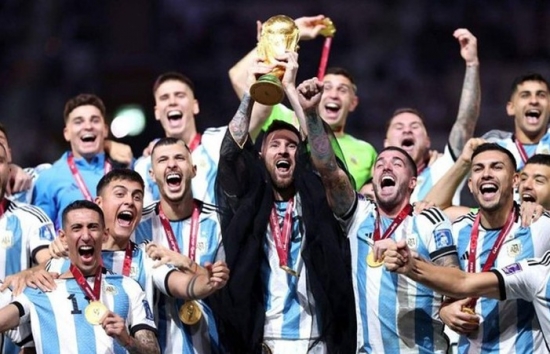 Papu Gomez  bị cấm thi đấu vì doping, liệu Messi và đồng đội có bị tước danh hiệu World Cup?
