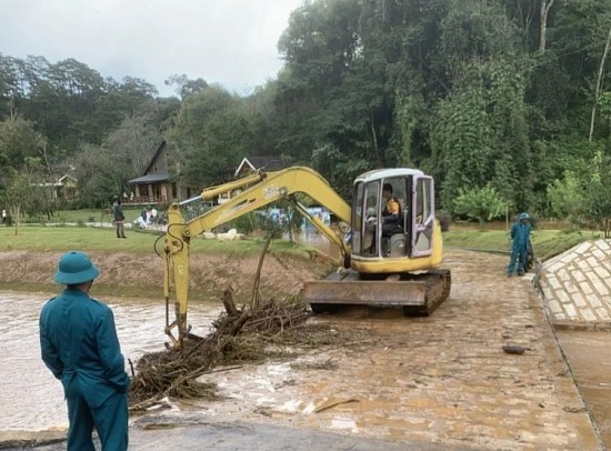 Thông tin chính thức vụ việc 4 du khách bị lũ cuốn khi du lịch ở Lâm Đồng