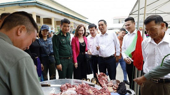 Chợ Pò Hèn: Thúc đẩy thương mại vùng biên Quảng Ninh
