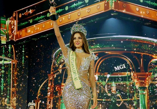 Người đẹp Peru Luciana Fuster đăng quang Miss Grand International 2023
