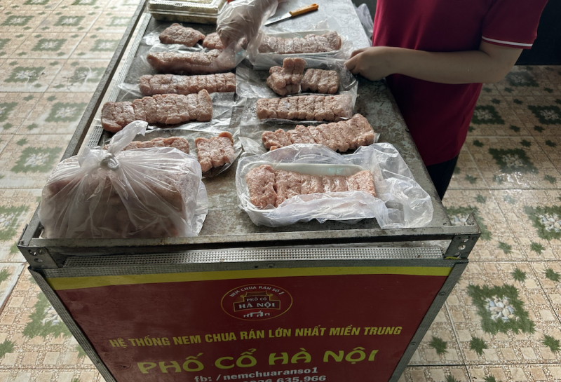 Đà Nẵng: Phát hiện nhiều vi phạm an toàn thực phẩm tại một cơ sở kinh doanh