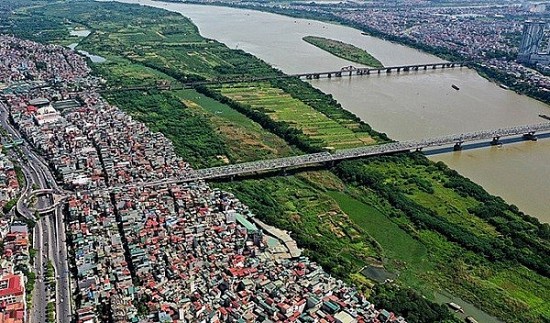 Hà Nội tạm cấm sông Hồng đoạn qua Hoàng Mai