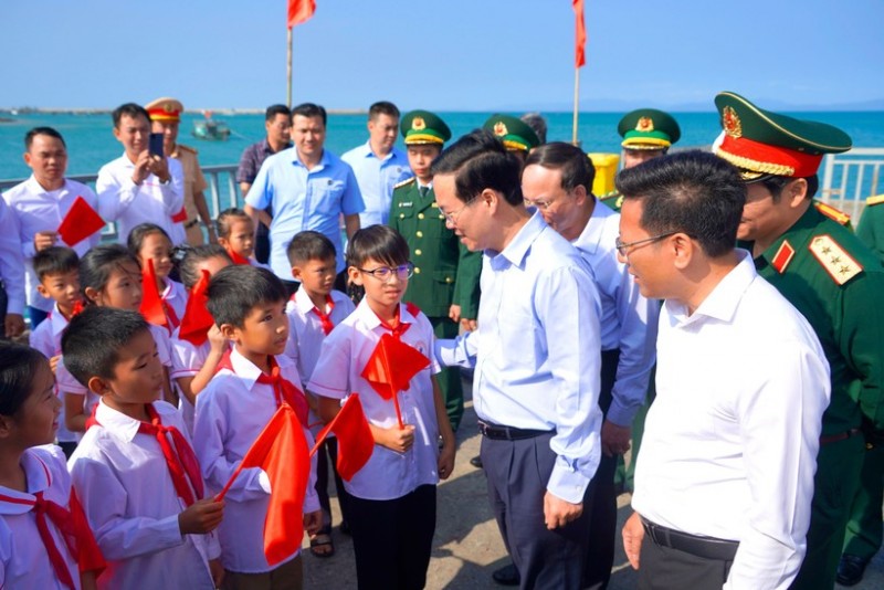 Chủ tịch nước Võ Văn Thưởng: Xây dựng Cô Tô trở thành huyện đảo xanh
