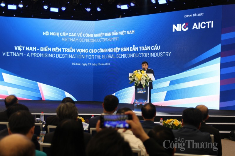 Việt Nam có nhiều lợi thế phát triển ngành công nghiệp bán dẫn
