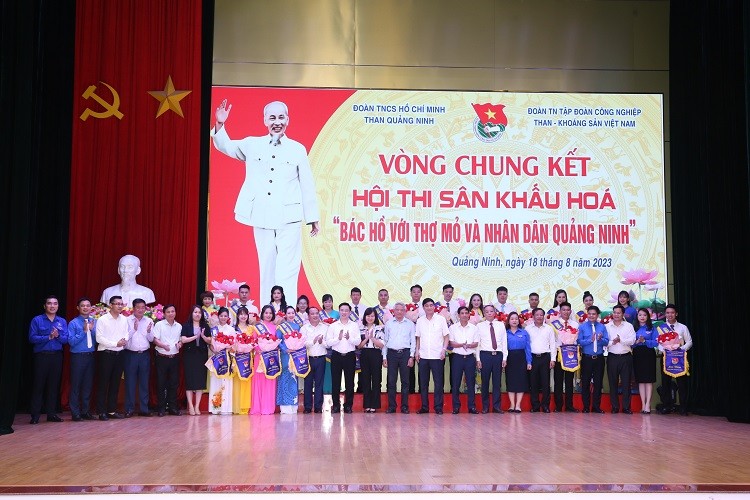 TKV: Sôi nổi phong trào thi đua chào mừng kỷ niệm 60 năm ngày thành lập tỉnh Quảng Ninh