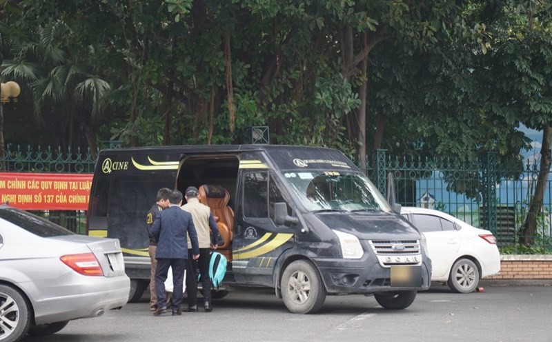 Hà Nội: quyết liệt xử lý nạn “xe dù, bến cóc”, giả danh xe hợp đồng