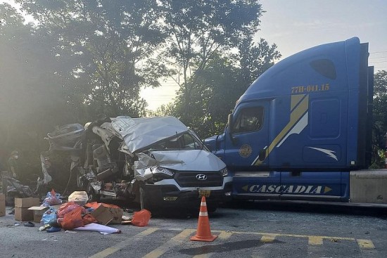 Vụ tai nạn làm 5 người chết tại Lạng Sơn: Khởi tố tài xế xe khách