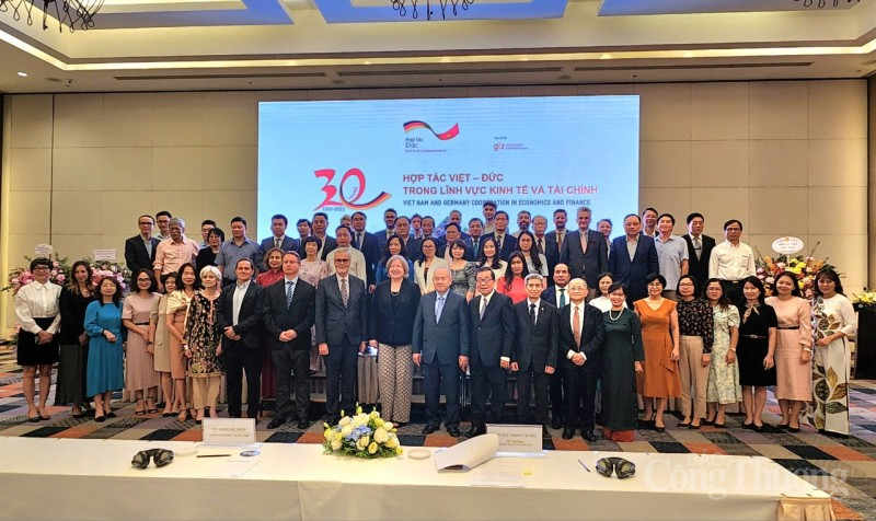 Việt Nam - Đức: Kỷ niệm 30 năm hợp tác trong lĩnh vực kinh tế, tài chính
