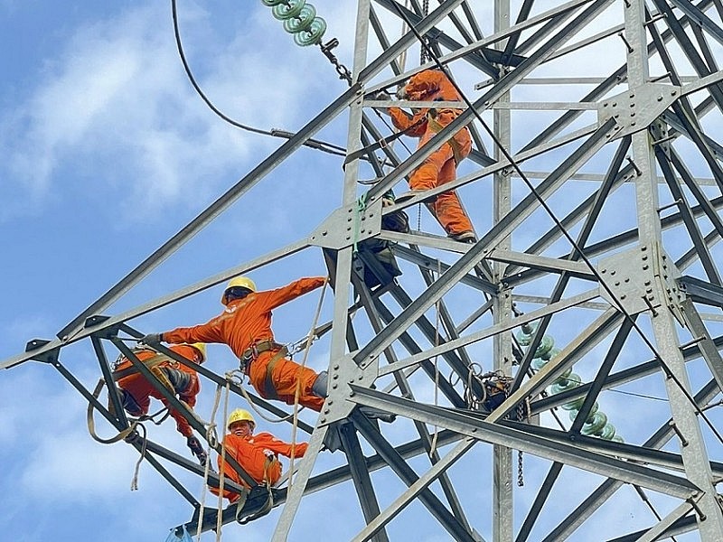 Tuyên Quang: Phát triển lưới điện vùng khó khăn, động lực giúp người dân vươn lên