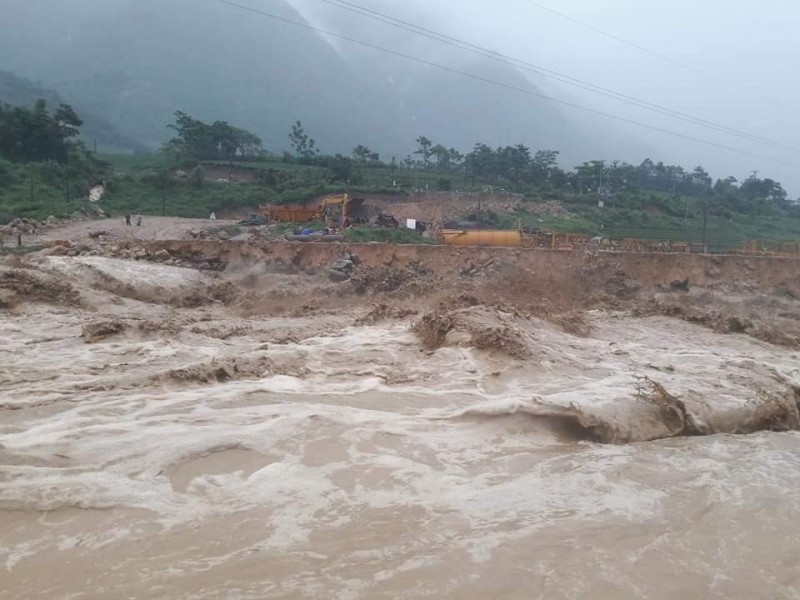 Cảnh báo lũ quét, sạt lở đất do mưa lũ ở các tỉnh vùng núi phía Bắc và Quảng Trị