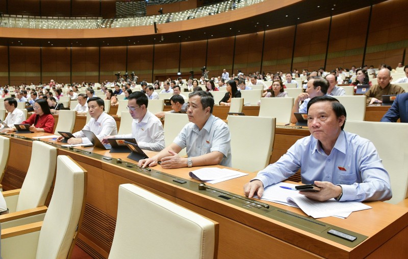 Quốc hội thông qua Nghị quyết về dự toán ngân sách Nhà nước năm 2024